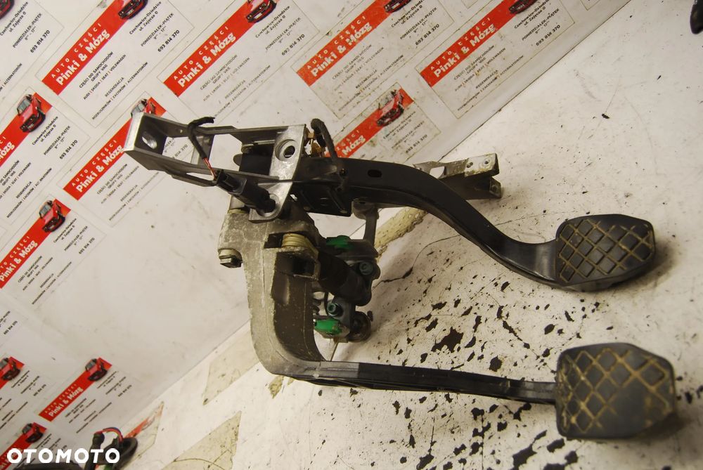 PEDAŁY KOMPLET GAZU SPRZĘGŁA HAMULEC 8D1721117D AUDI A6 C5 VW PASSAT B5 8D1721117K - 5
