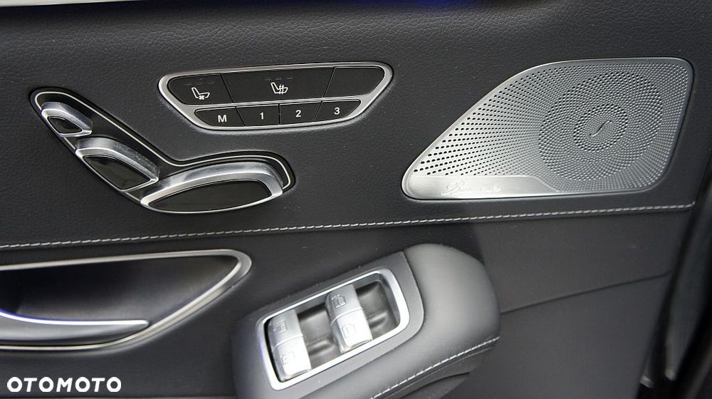 Mercedes-Benz Klasa S 500 L 4Matic 9G-TRONIC - 37