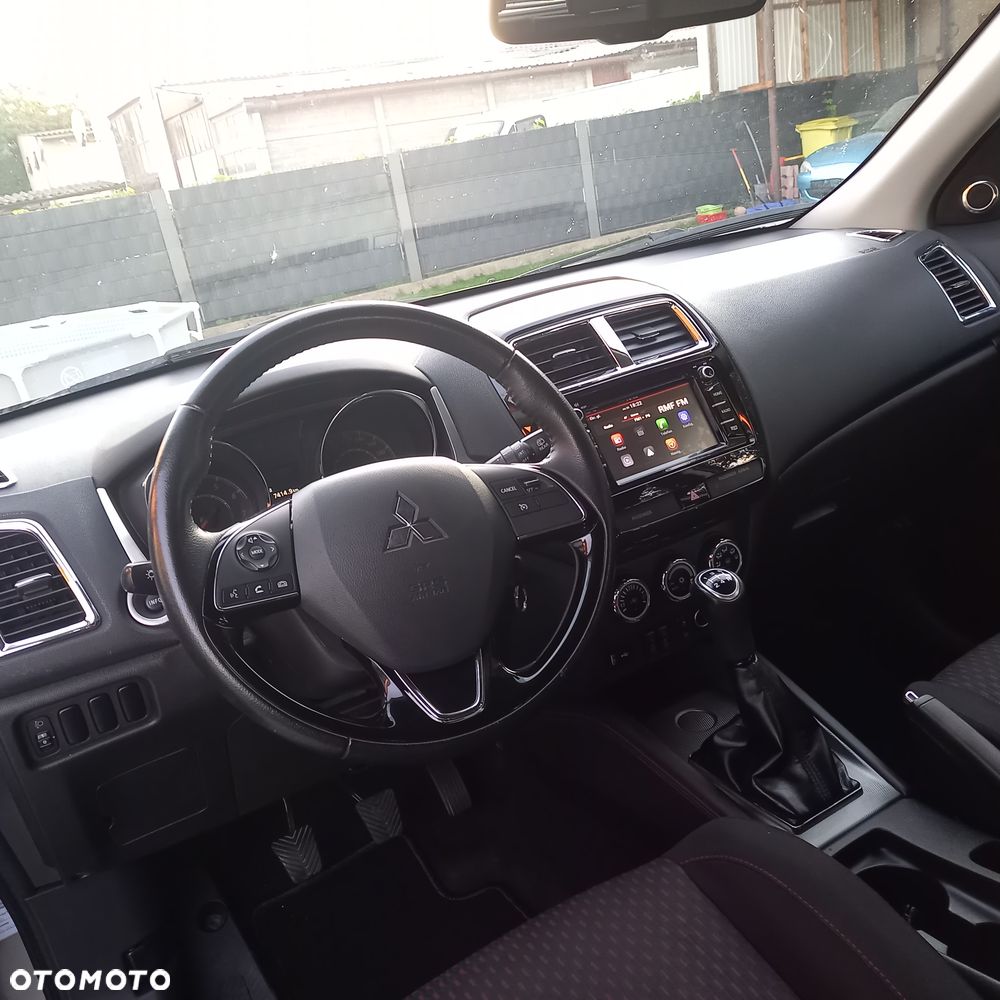 Mitsubishi ASX - 9