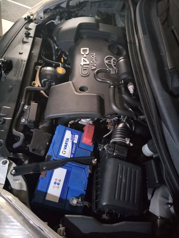 Toyota Corolla Verso 2.0 D-4D Sol TAE - 5