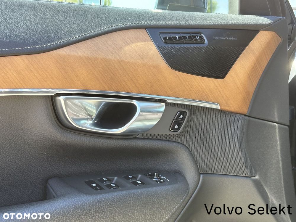 Volvo XC 90 - 12