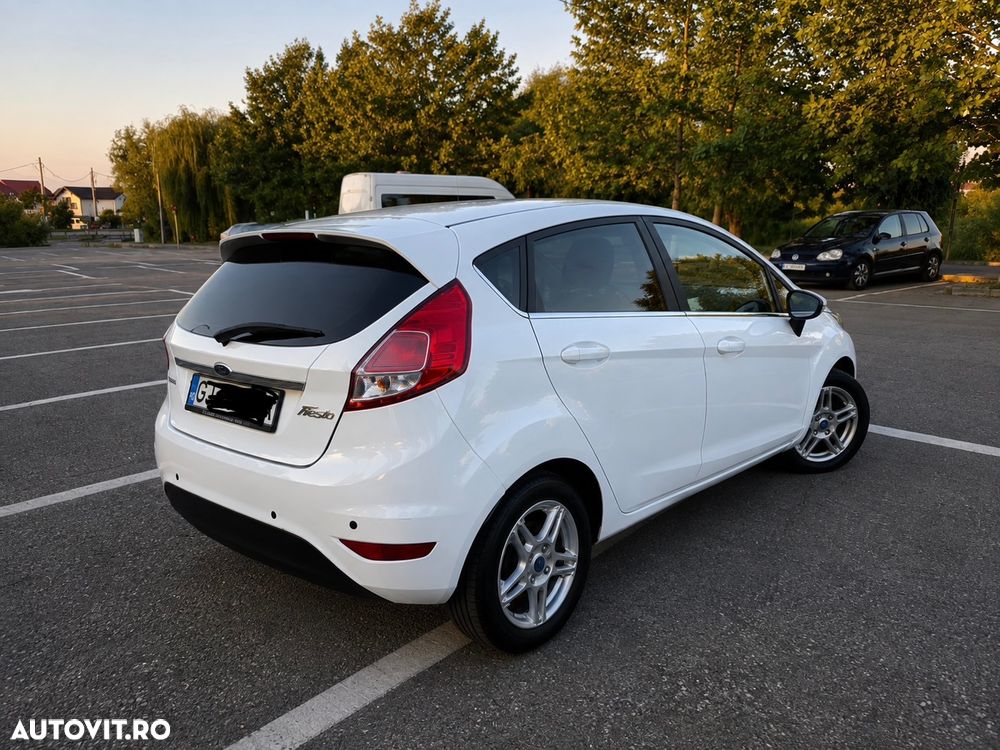 Ford Fiesta - 4