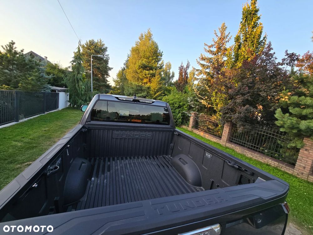 Toyota Tundra - 8