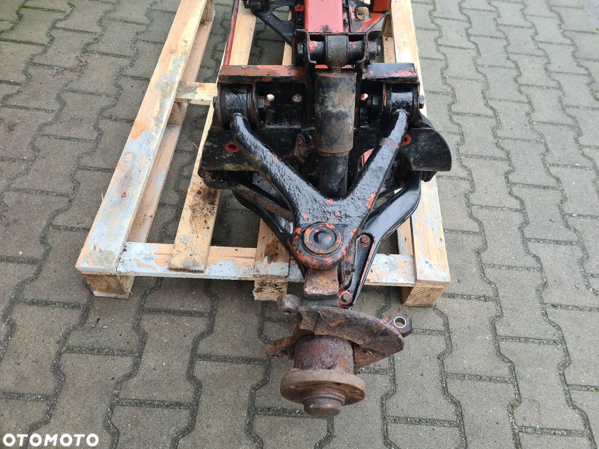 IVECO DAILY 3 99-06 sanki zawieszenie przód resor poprzeczny zwrotnice - 7