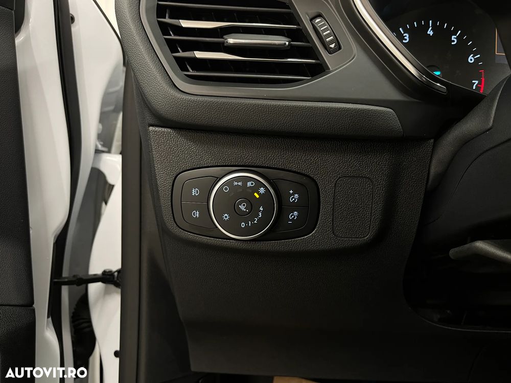 Ford Focus 1.0 EcoBoost MHEV Titanium - 23