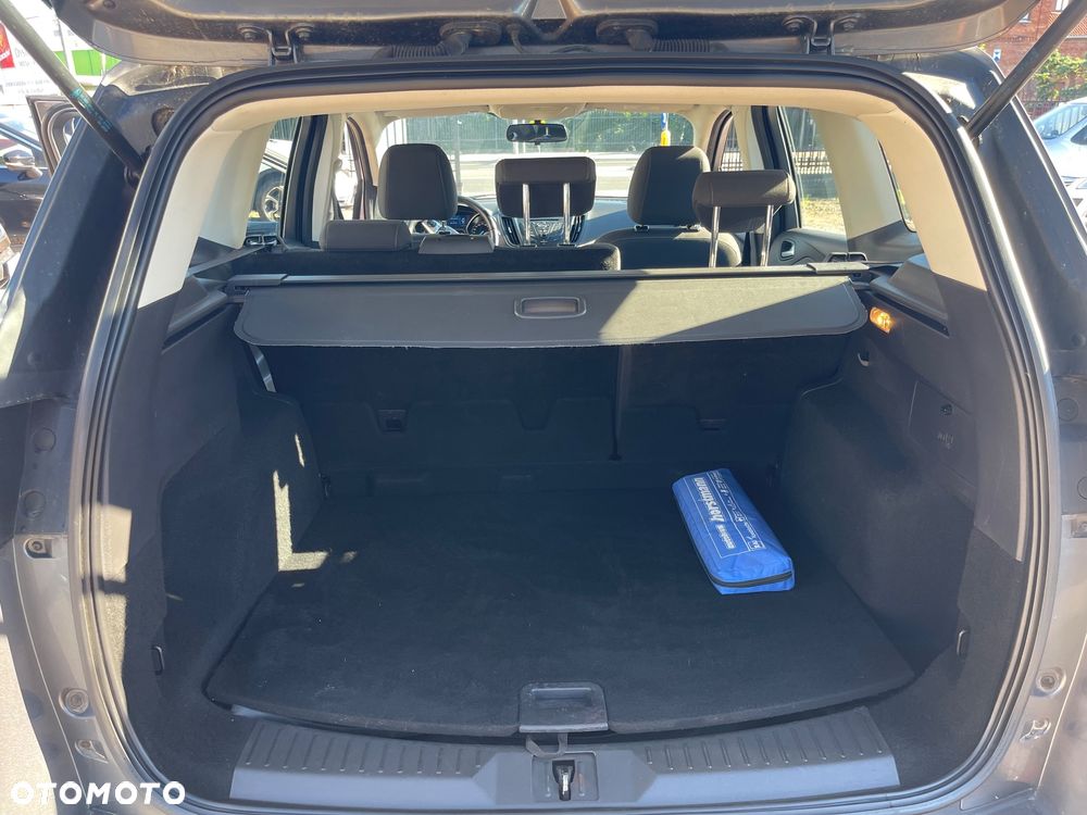 Ford Kuga 2.0 TDCi FWD Titanium - 10