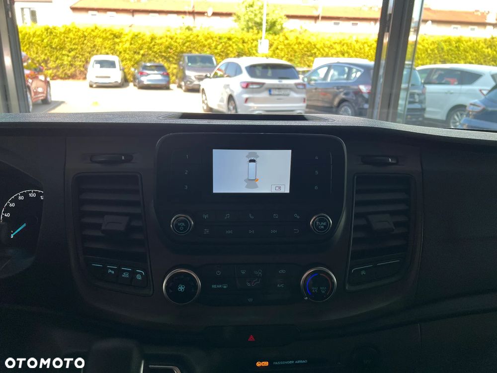 Ford Transit Custom - 28