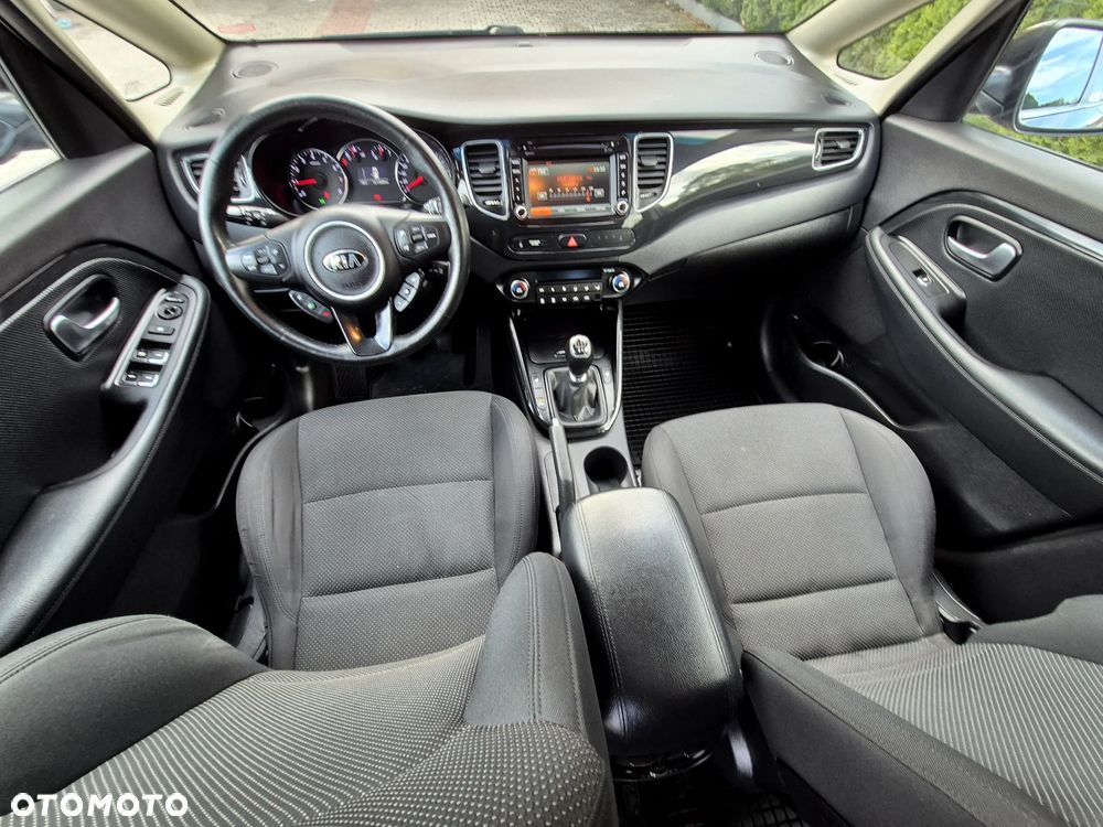 Kia Carens 1.6 GDI Fifa World Cup Edition - 6