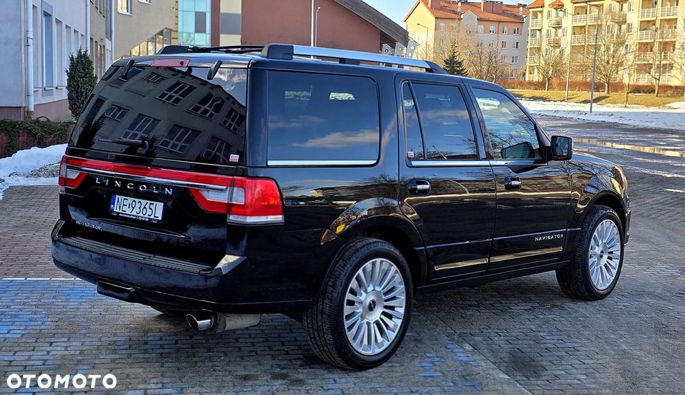 Lincoln Navigator - 2