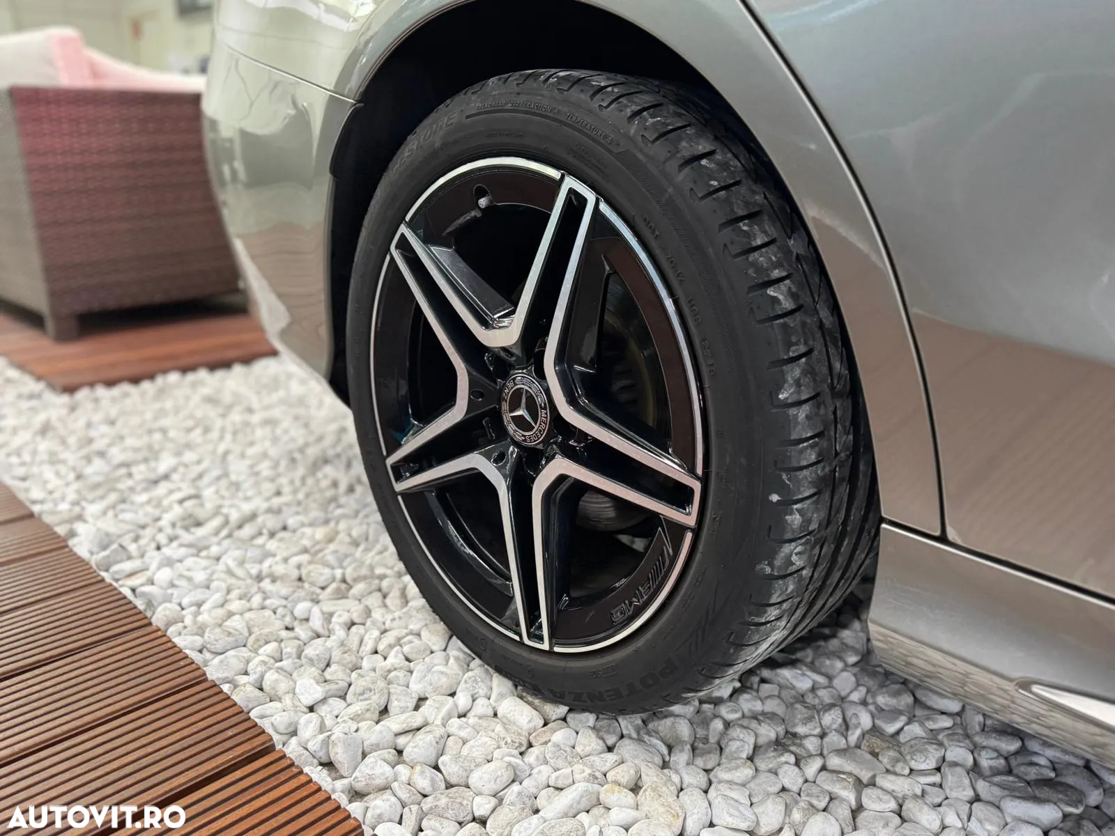 Mercedes-Benz C 220 d 4Matic T 9G-TRONIC AMG Line - 7