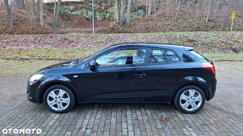 Kia ProCeed 1.4 CVVT Dream-Team Edition - 7