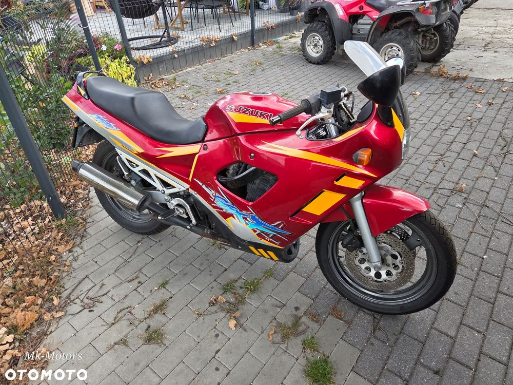 Suzuki GSX