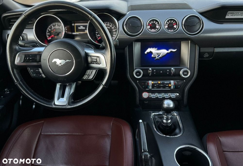 Ford Mustang 2.3 EcoBoost - 24