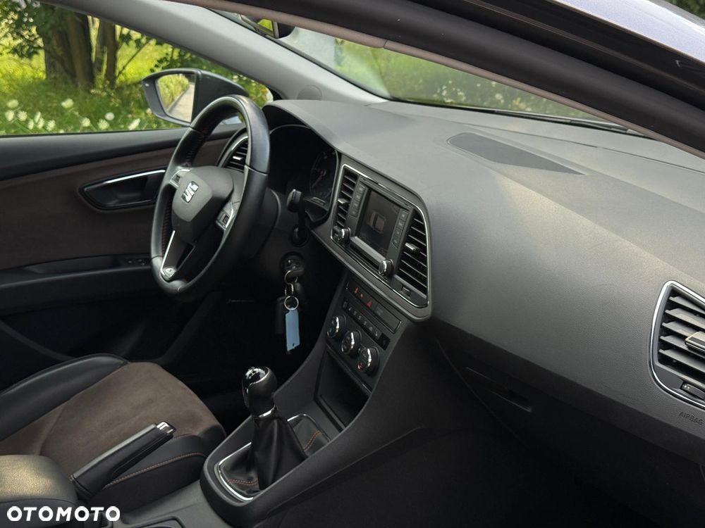 Seat Leon Sportstourer 2.0 TDI Start&Stop 4Drive X-Perience - 19