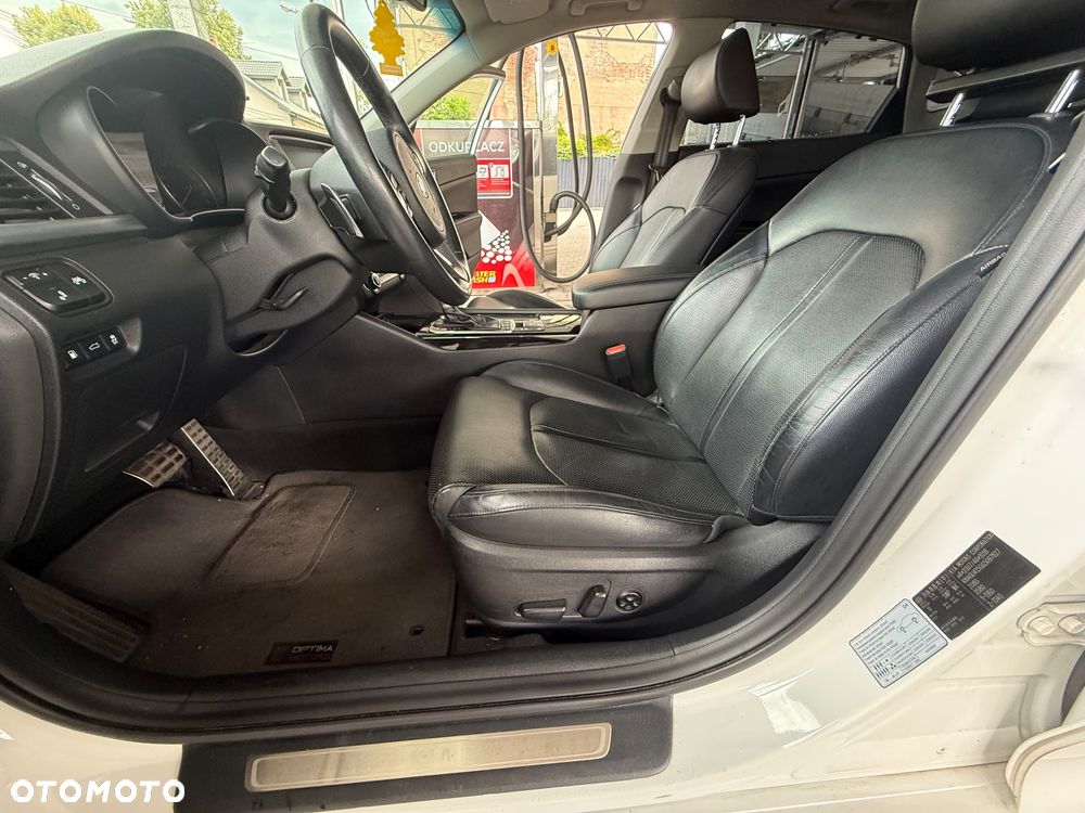 Kia Optima 1.7 CRDI XL DCT - 17