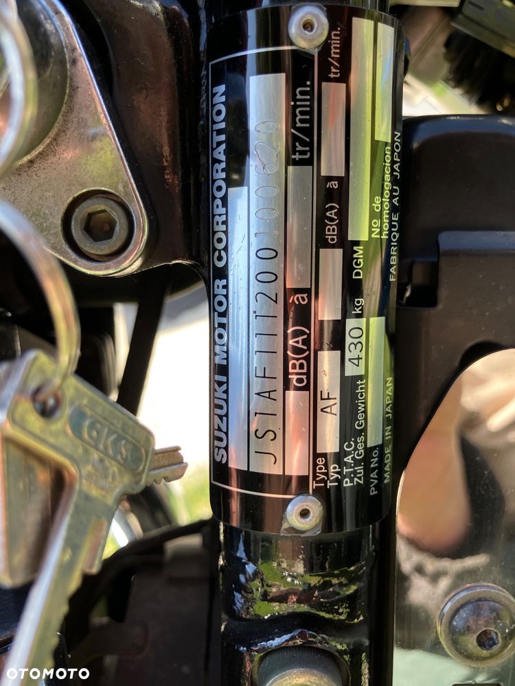 Suzuki Marauder - 15