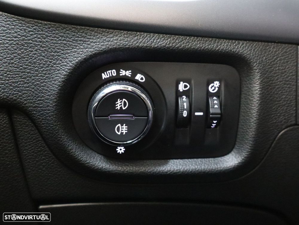 Opel Astra Sports Tourer 1.5 D Business Edition S/S - 16