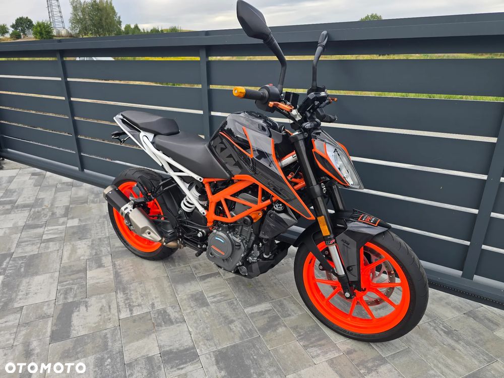 KTM Duke 390 - 1
