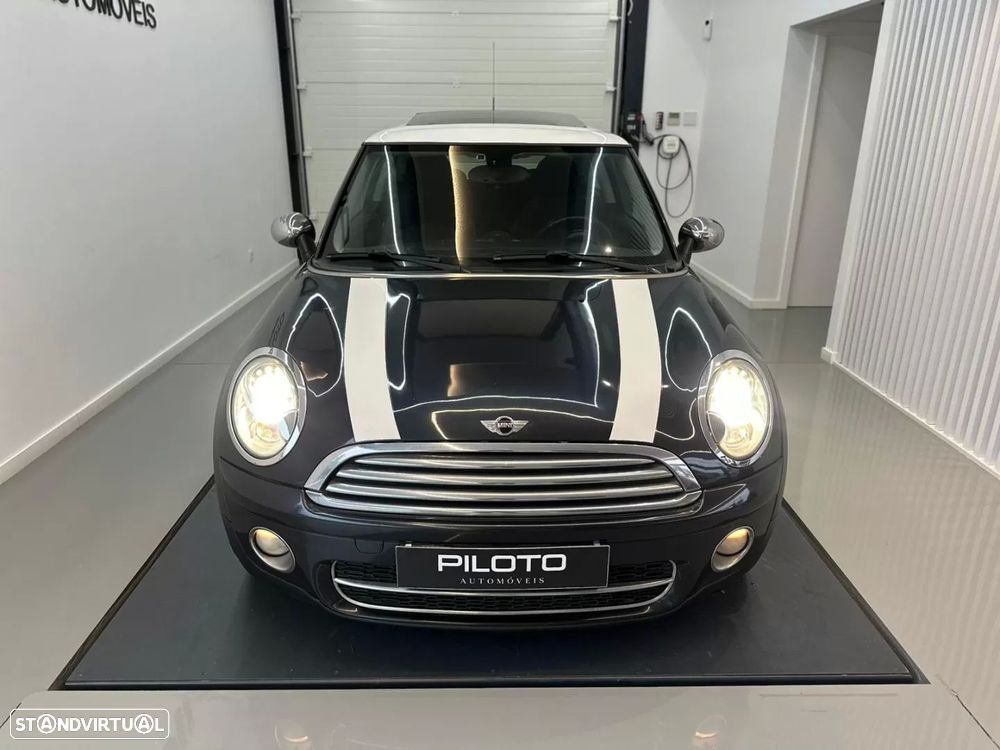MINI 3 Portas Cooper D - 2