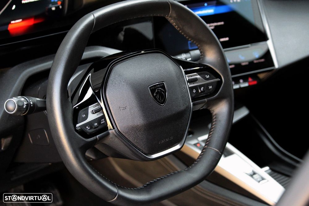 Peugeot 408 1.2 PureTech Allure EAT8 - 12