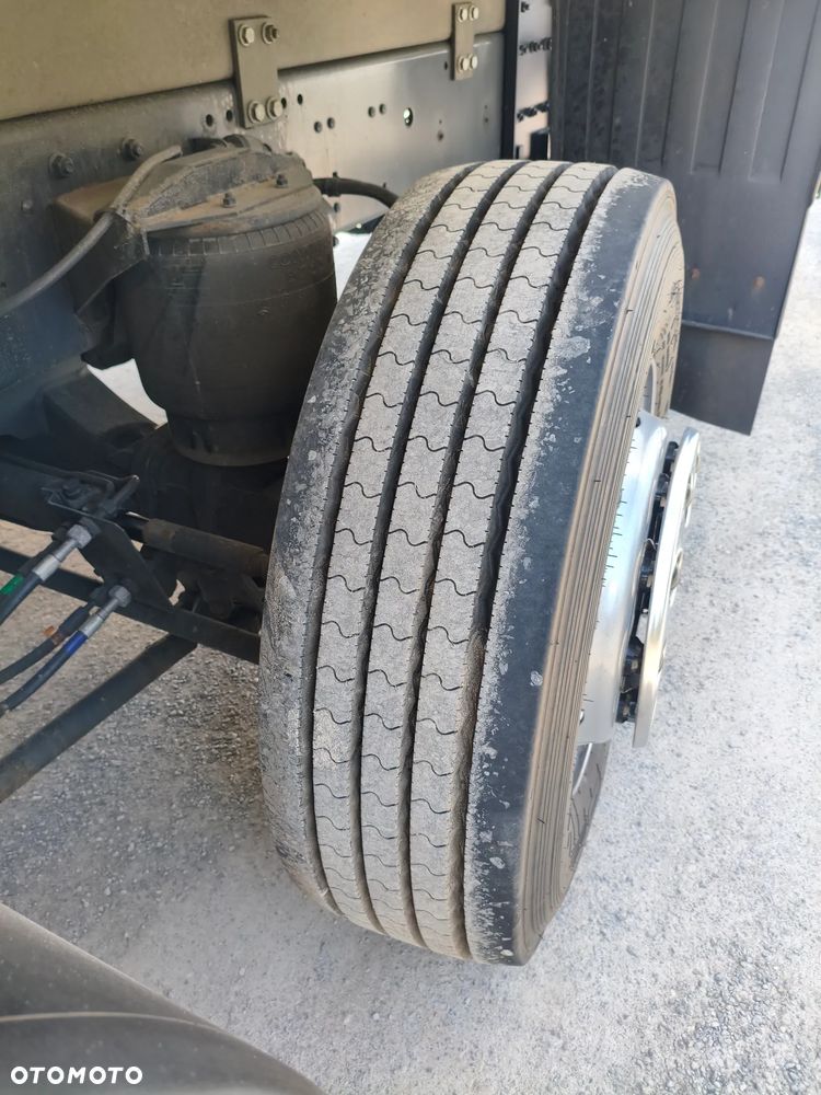 DAF CF 460 / 6 x 2 / Oś Skrętna / Chłodnia / Termo King / Sprowadzony / Sypialka / - 40