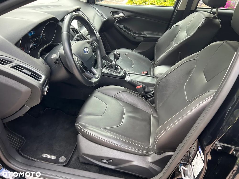 Ford Focus 1.5 EcoBoost Titanium Business - 15