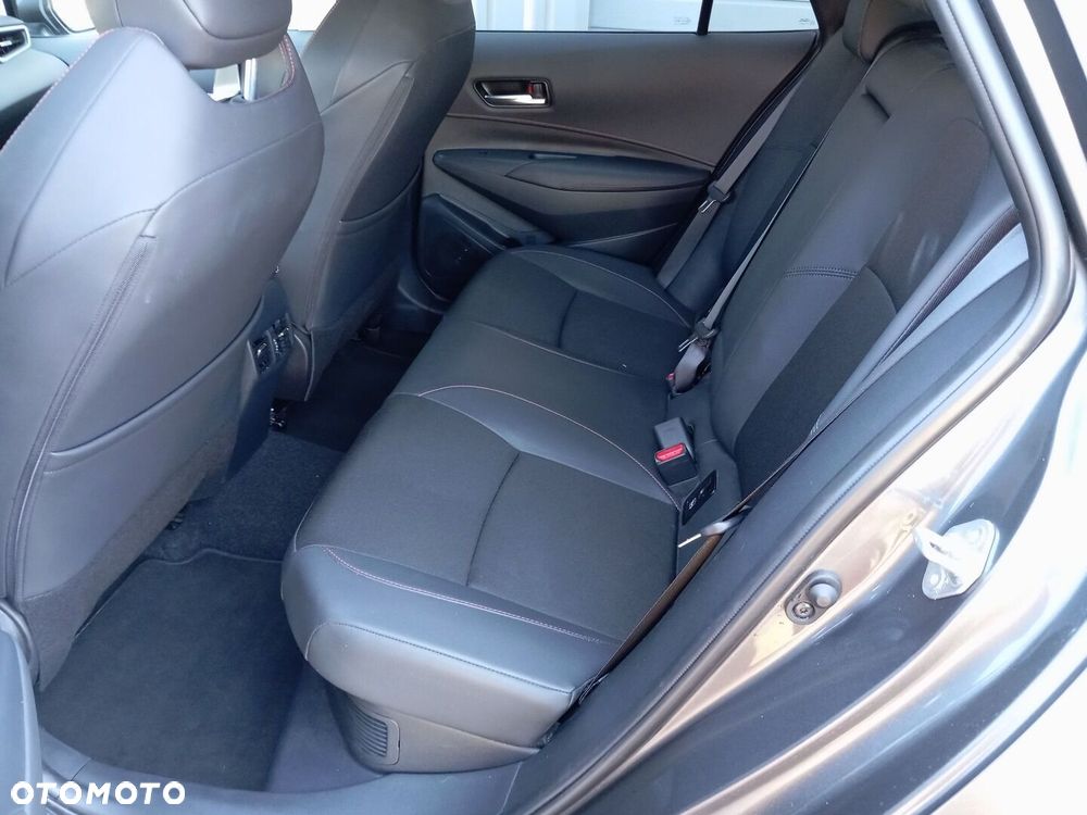Toyota Corolla 2.0 Hybrid GR Sport - 12