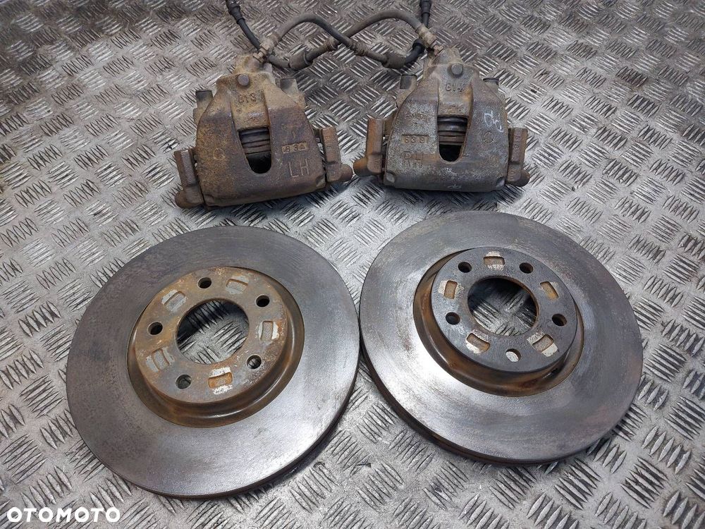 TARCZE HAMULCOWE PRZÓD + KLOCKI + ZACISKI MAZDA 5 I CR 2.0 CD - 1