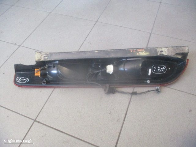 Farol Tras 8M5113404A FORD FOCUS 2 FASE 2  2008 1.6TDCI 110CV 5P VERMELHO  DRT - 4