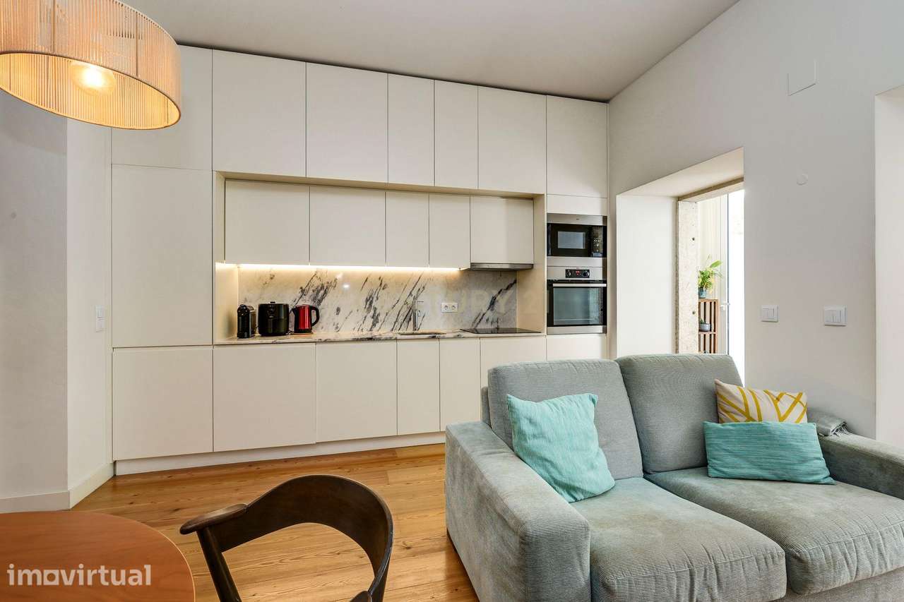 T1 COM JARDIM E SUITE, JUNTO ÀS AMOREIRAS - Grande imagem: 4/24