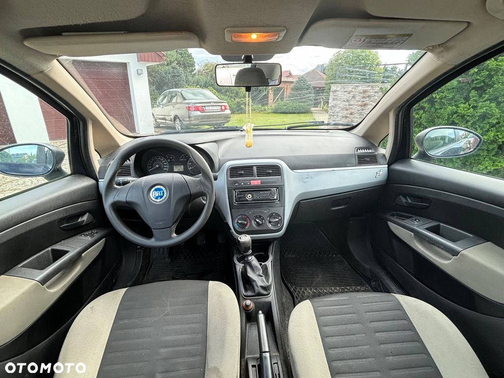 Fiat Punto 1.2 8V Active - 12