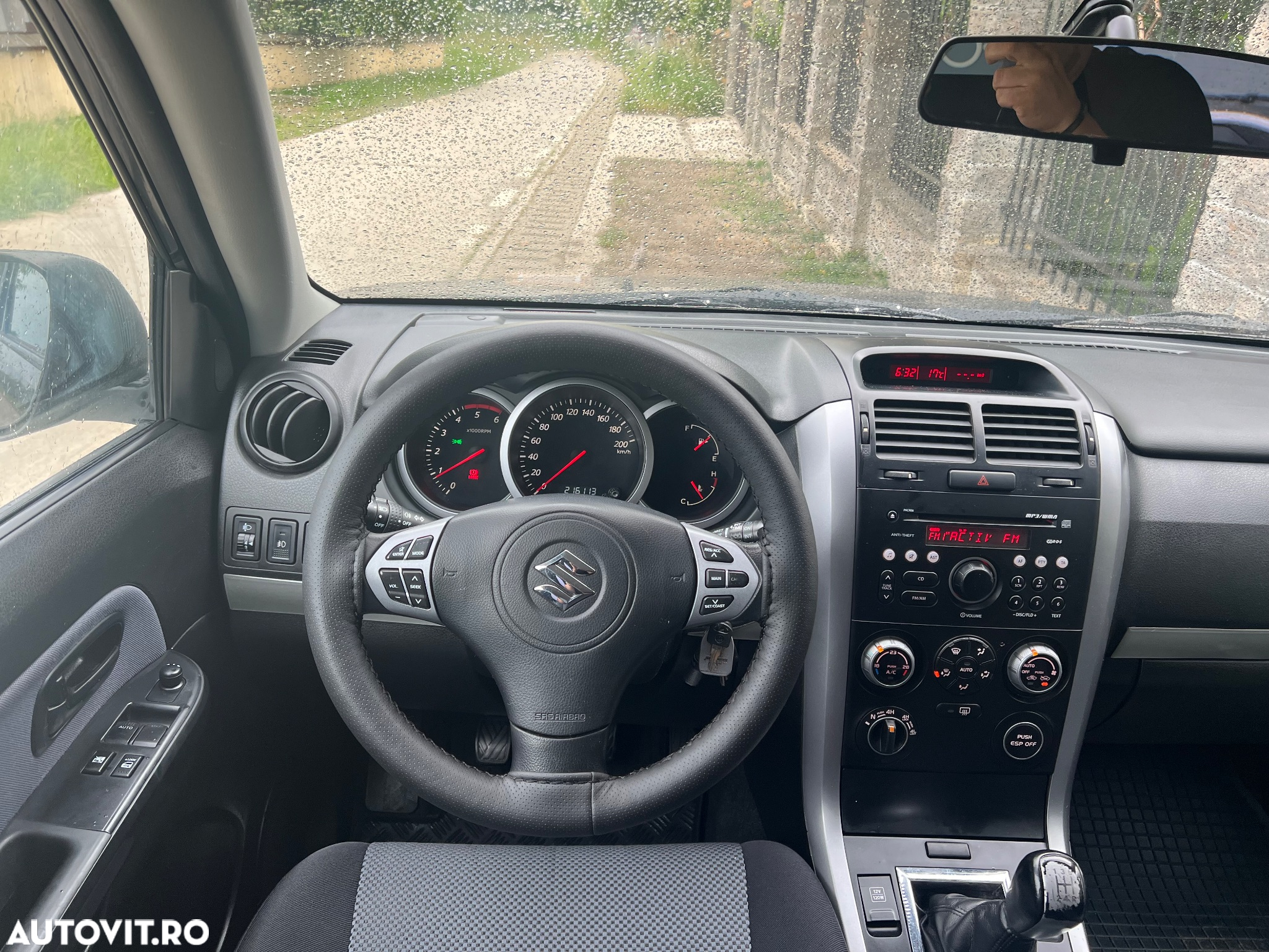 Suzuki Grand Vitara 1.9 DDIS JX - 10