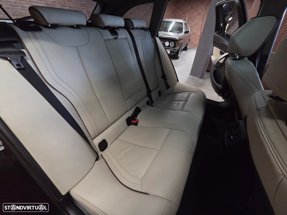 BMW 320 d Aut. Efficient Dynamics Edition Sport Line - 26