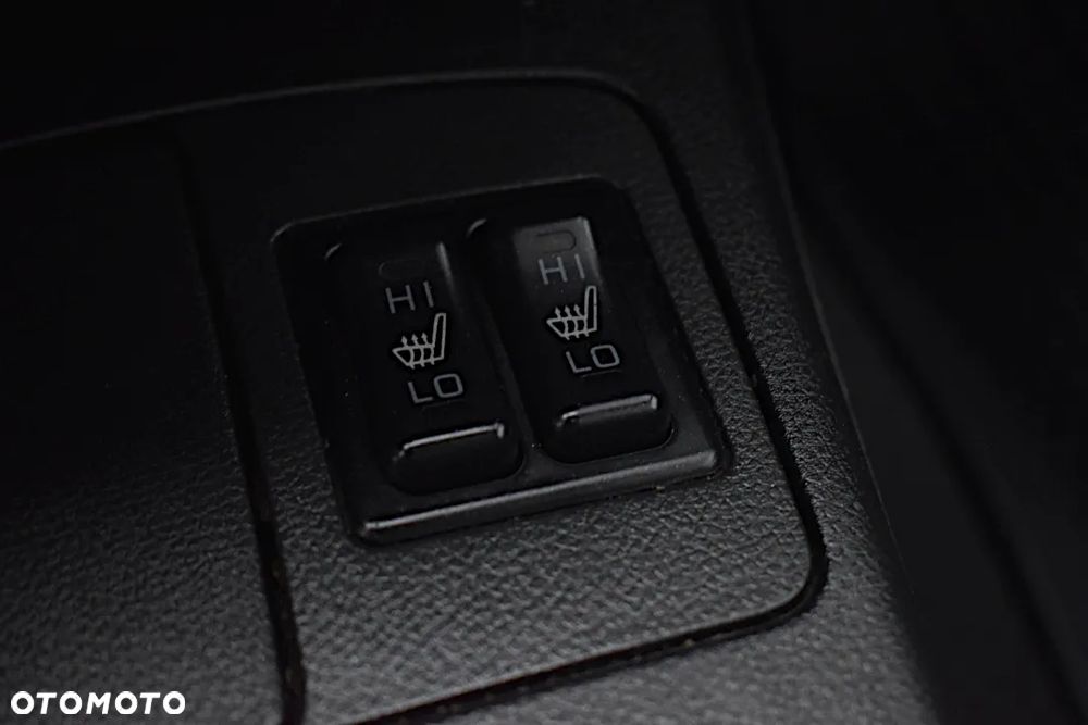 Mitsubishi Outlander 2.4 4WD Automatik Intense - 23