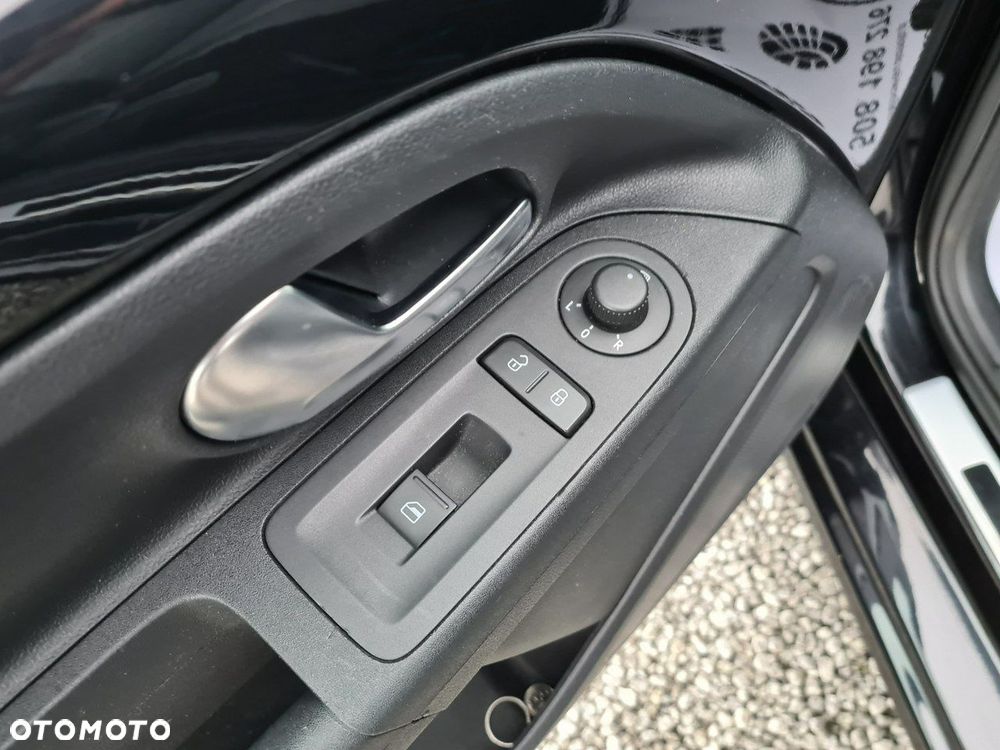 Volkswagen up! 1.0 black - 23