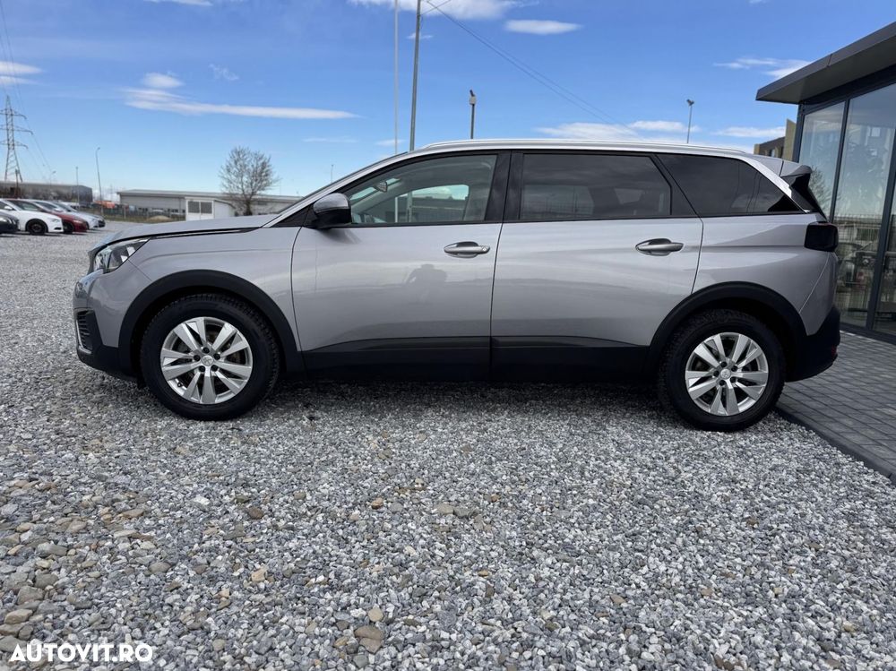 Peugeot 5008 - 11