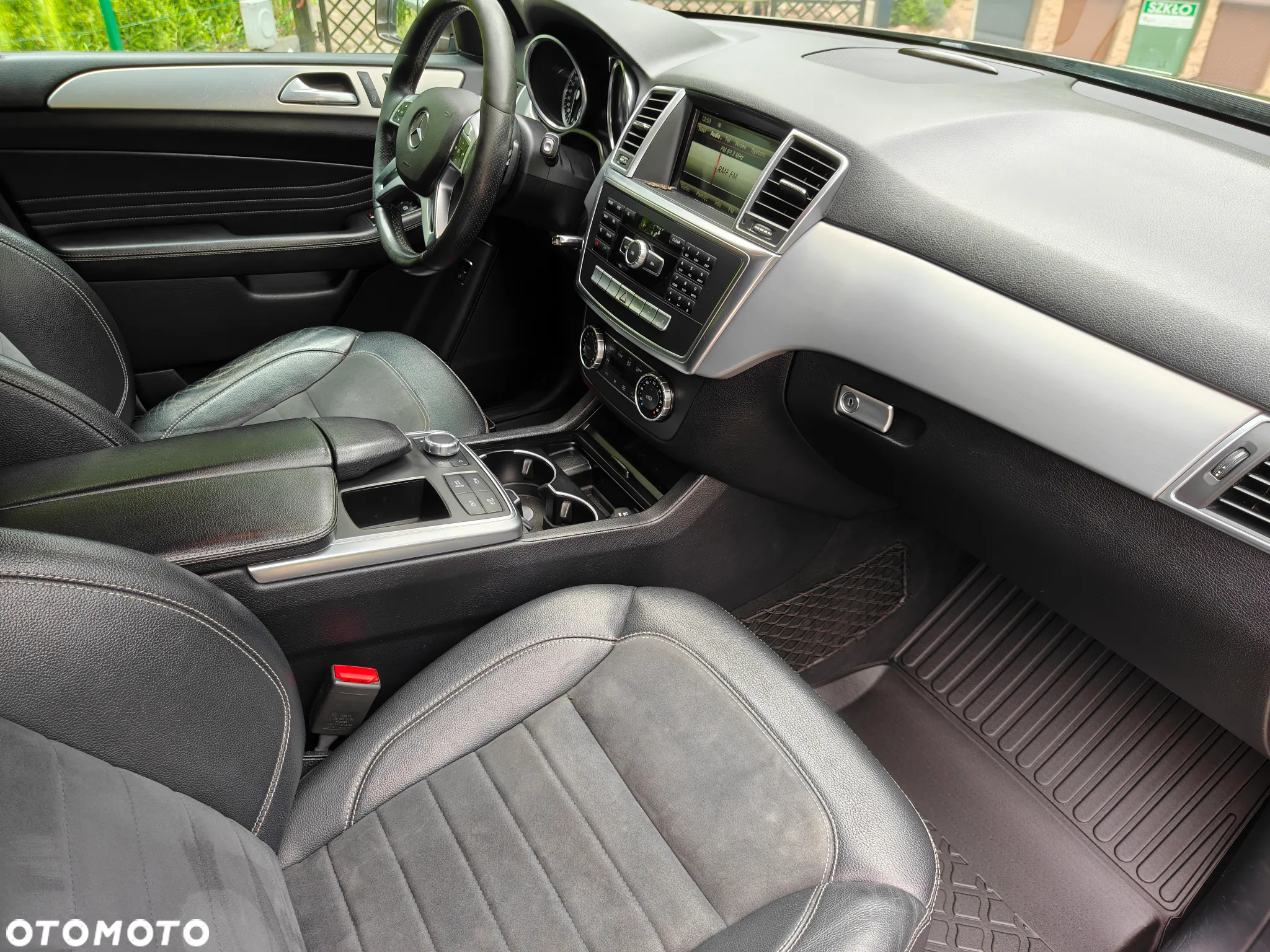 Mercedes-Benz ML 350 BlueTec 4-Matic - 20