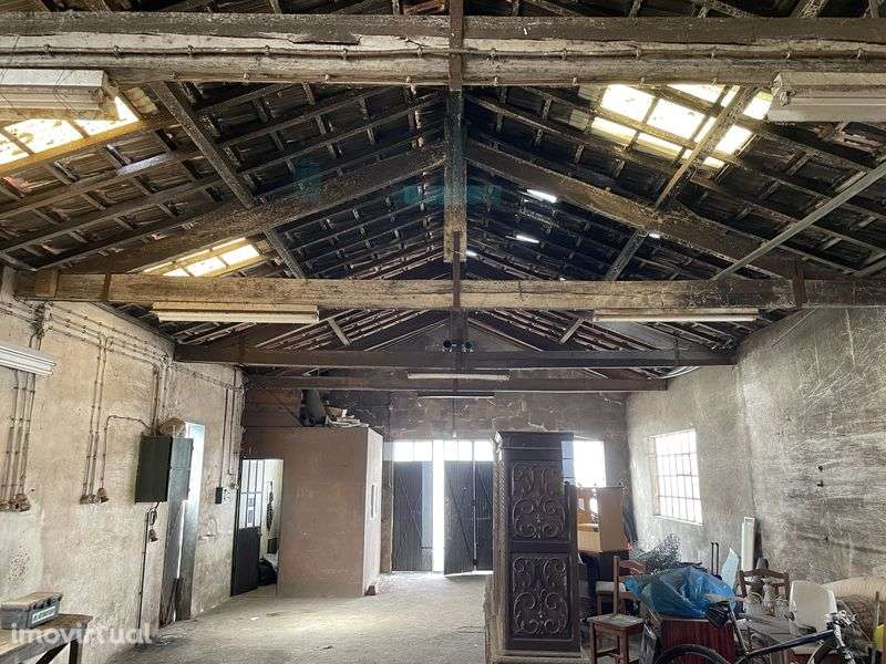 Arrenda-se Armazém Lourosa -SMFeira - Grande imagem: 5/9