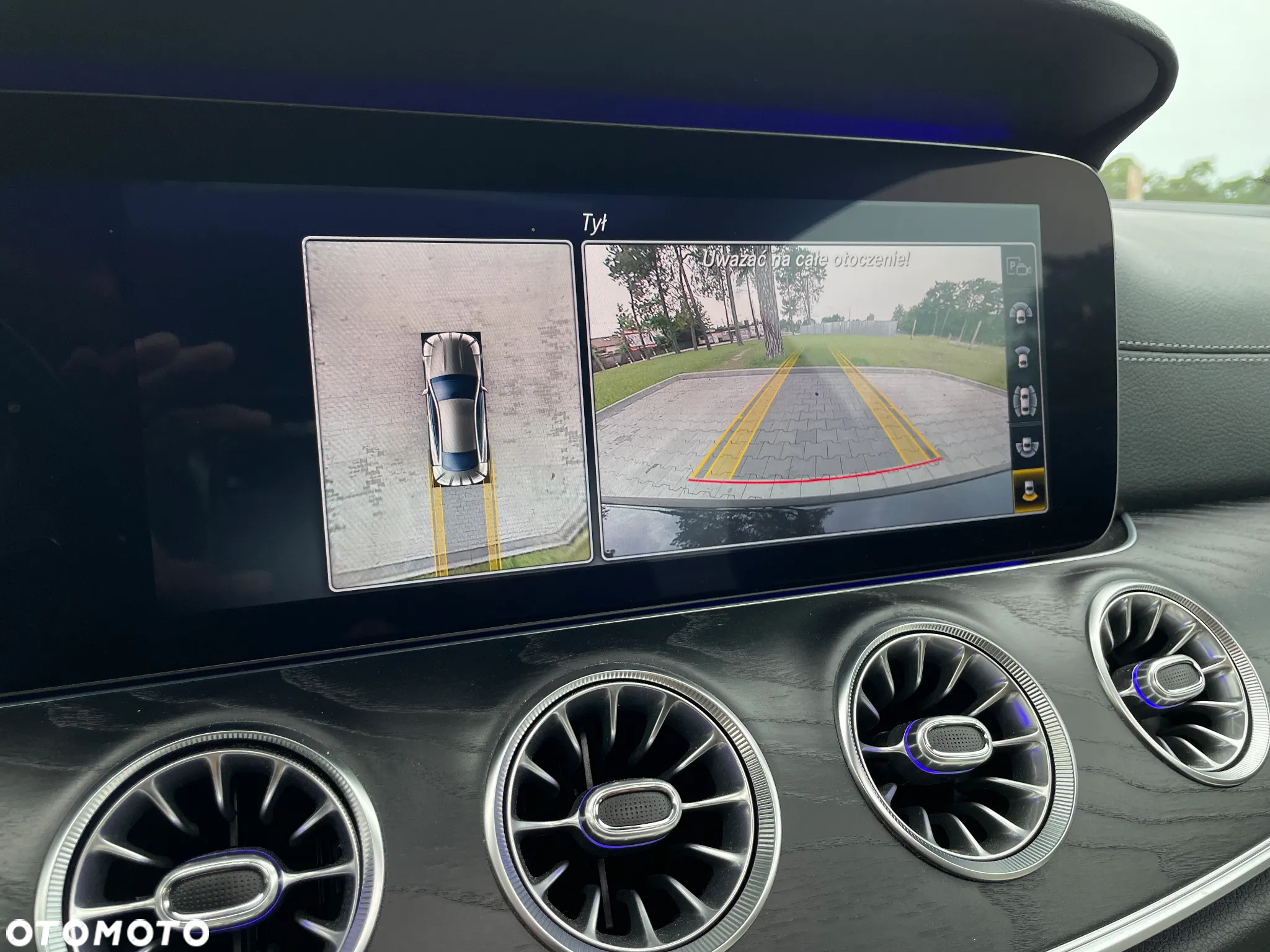 Mercedes-Benz Klasa E 300 Coupe 9G-TRONIC - 13