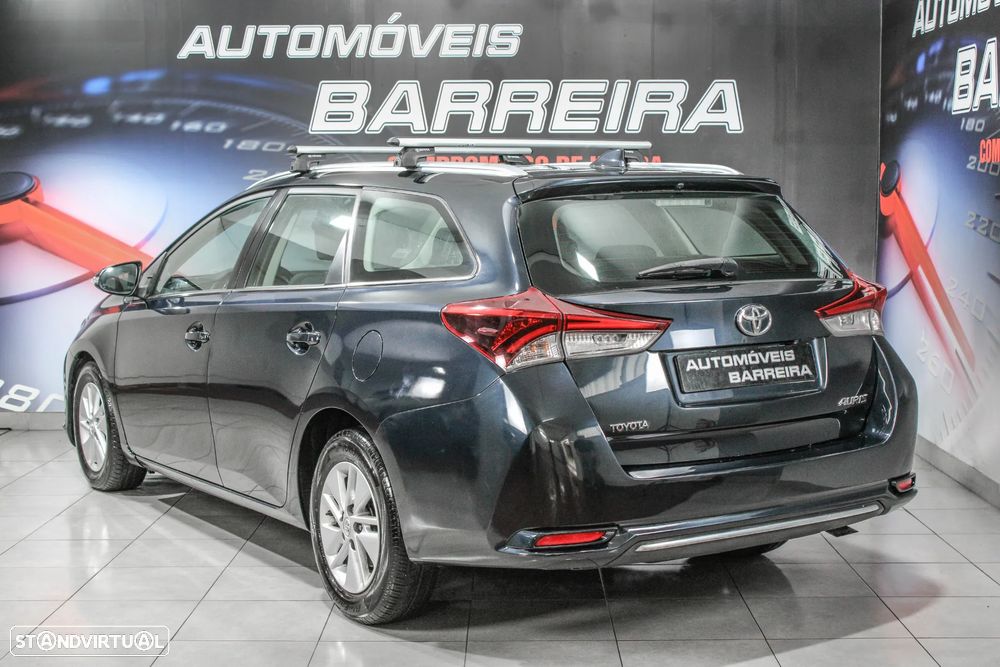 Toyota Auris Touring Sports 1.4 D-4D Comfort - 2