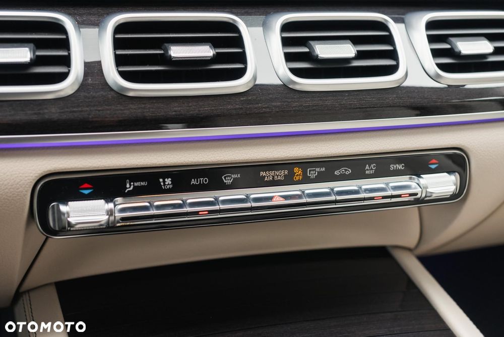 Mercedes-Benz GLE 300 d 4-Matic - 29