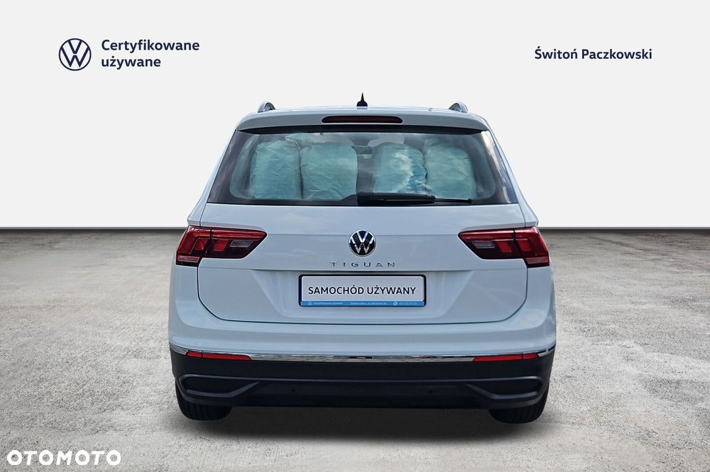 Volkswagen Tiguan - 4