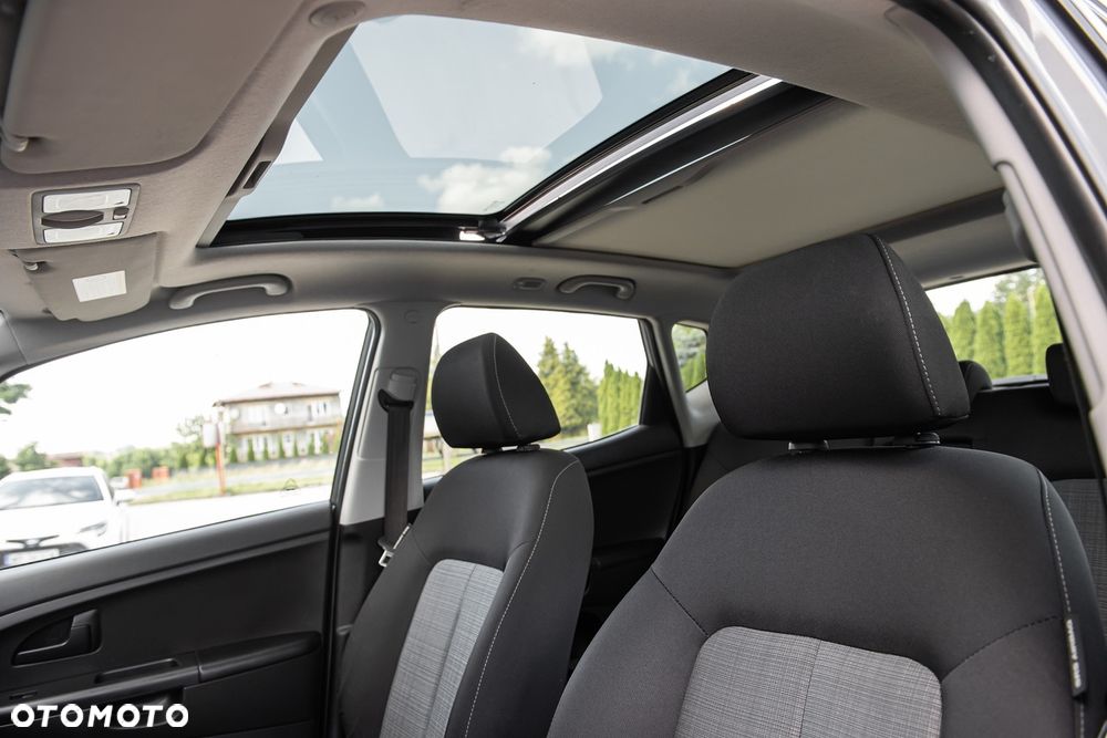 Kia Venga 1.4 CVVT Titanium Collection - 18