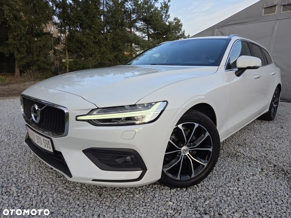 Volvo V60 B4 D Geartronic Momentum Pro - 24