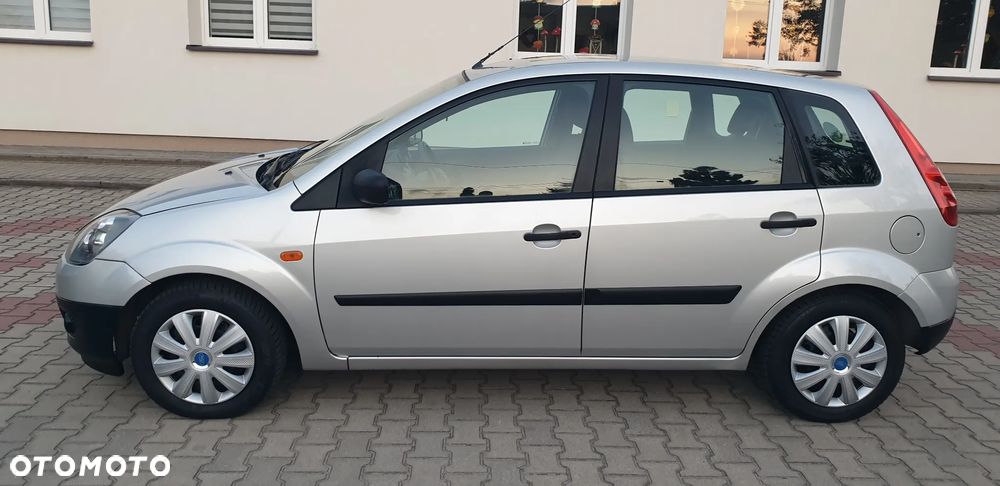 Ford Fiesta 1.3 Connection - 2