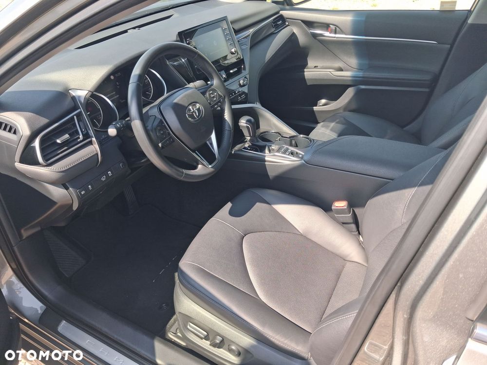 Toyota Camry 2.5 Hybrid Comfort CVT - 9