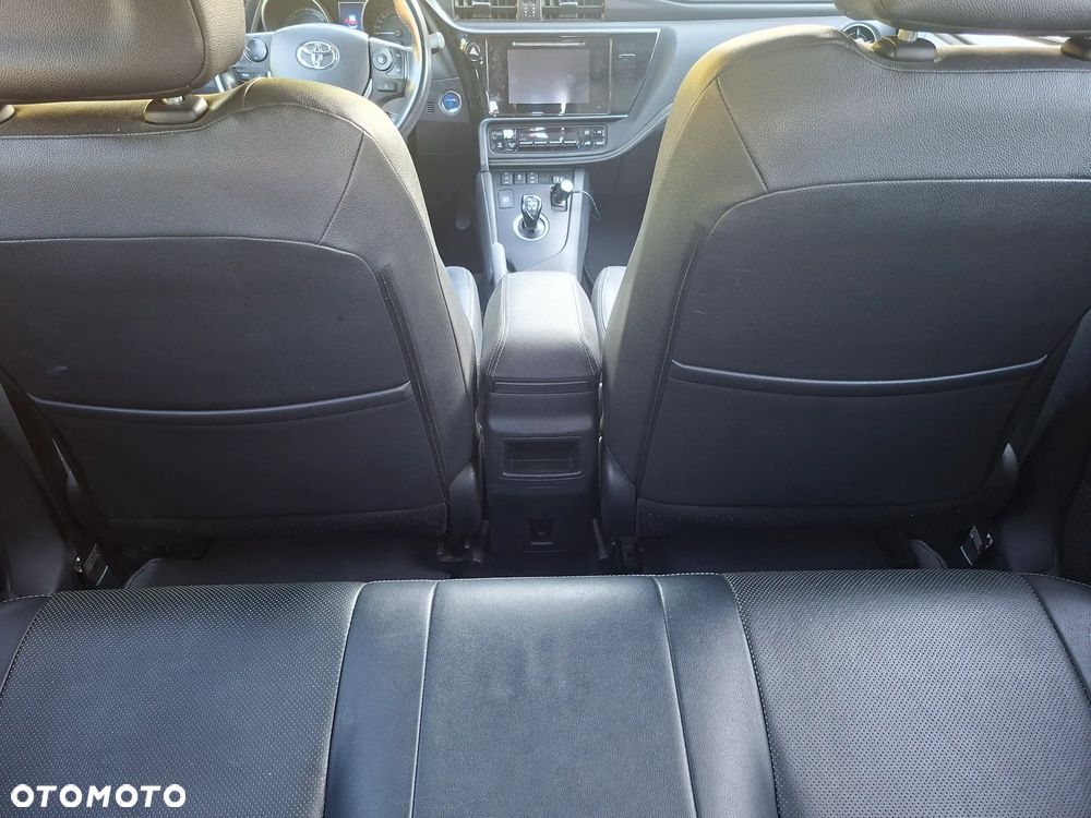 Toyota Auris - 8