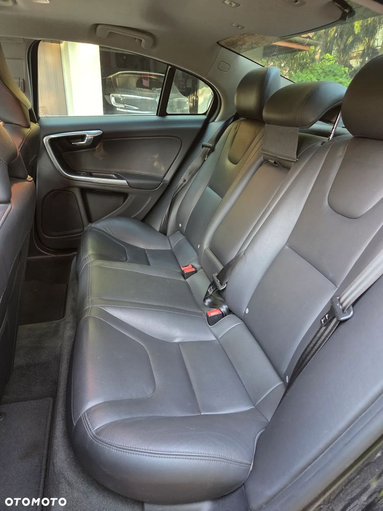 Volvo S60 - 10