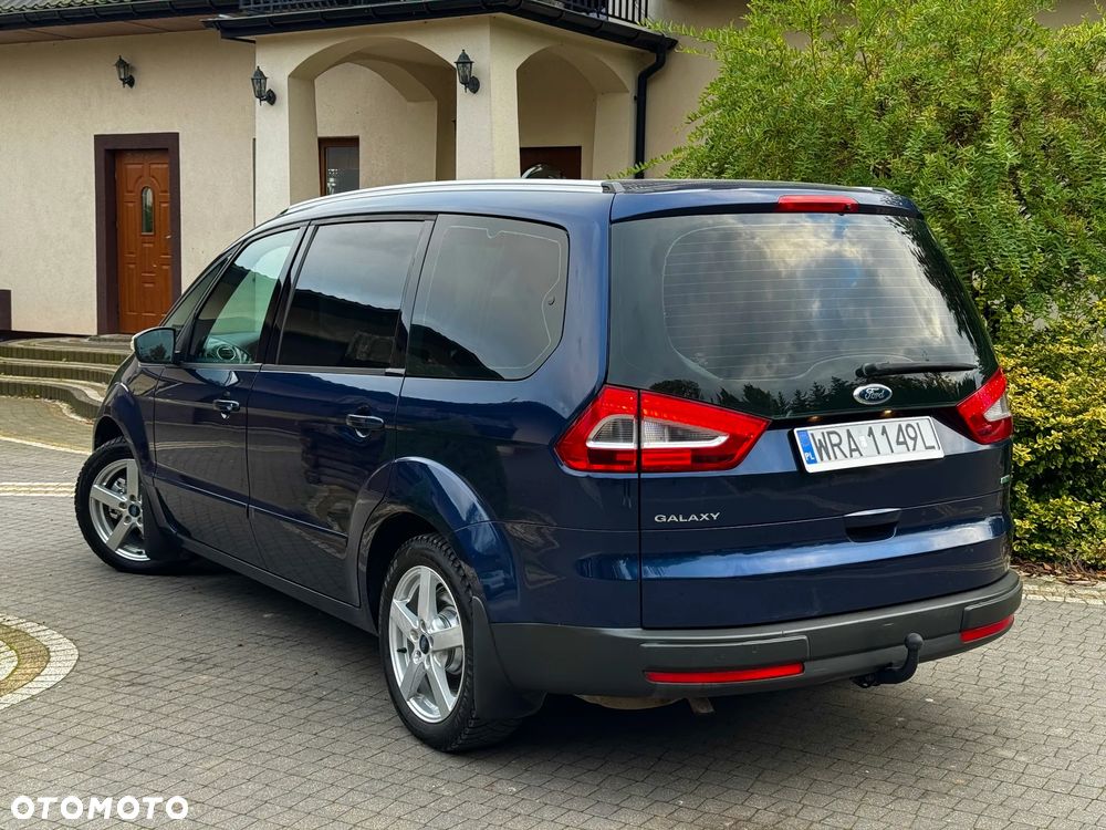 Ford Galaxy 2.0 Ambiente - 4
