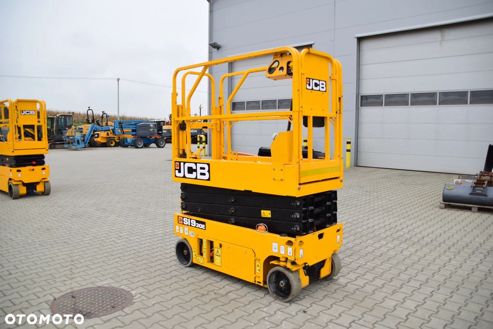 JCB S1930E - 12